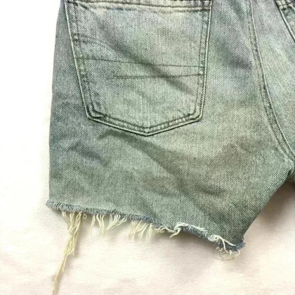 American Eagle ButtonFly Highrise Bleach Fade Distress Fray Denim Shorts Size 00 - Picture 10 of 15